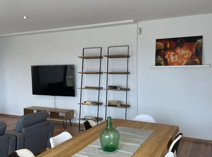 Casa Para 8 Personas En Berga - Alberga